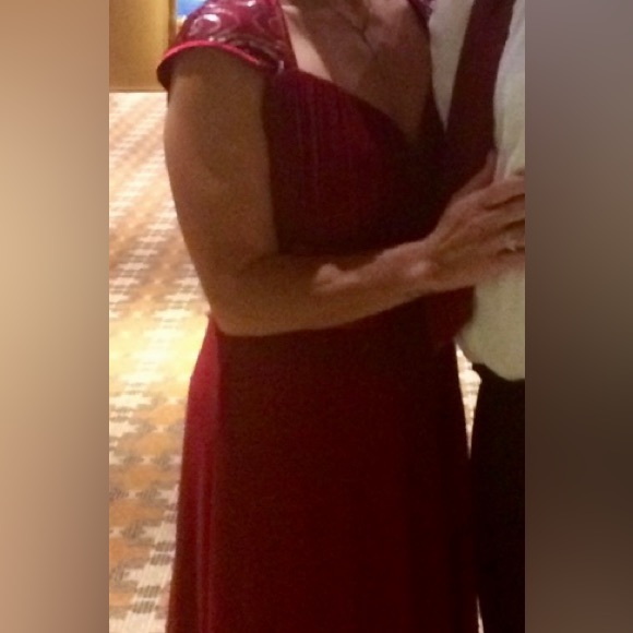 Evening Gown - Picture 2 of 2